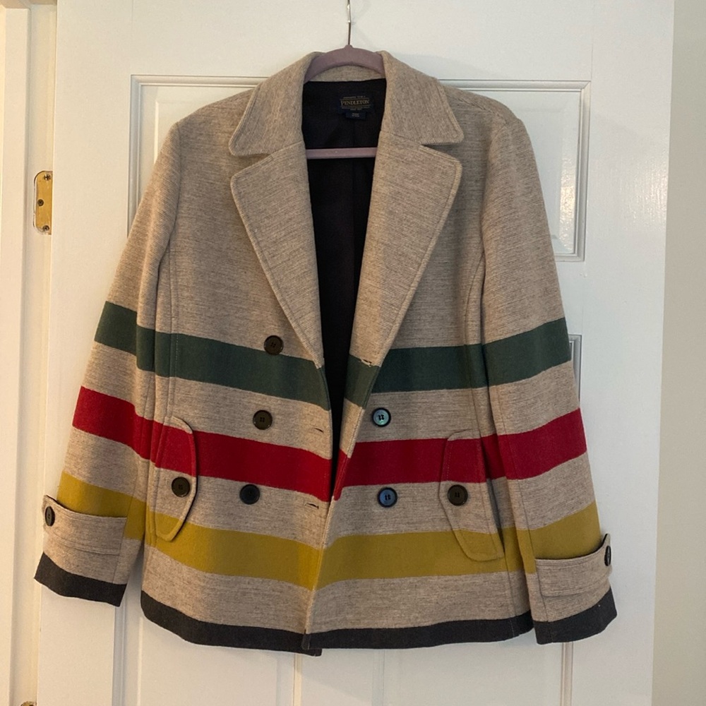 Excellent classic Coat